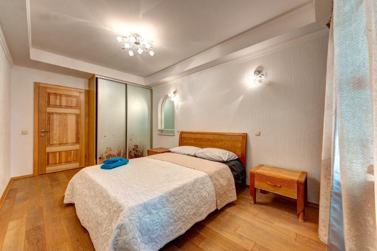 Apartments Near The Shopping Center Gulliver Kiev Ngoại thất bức ảnh