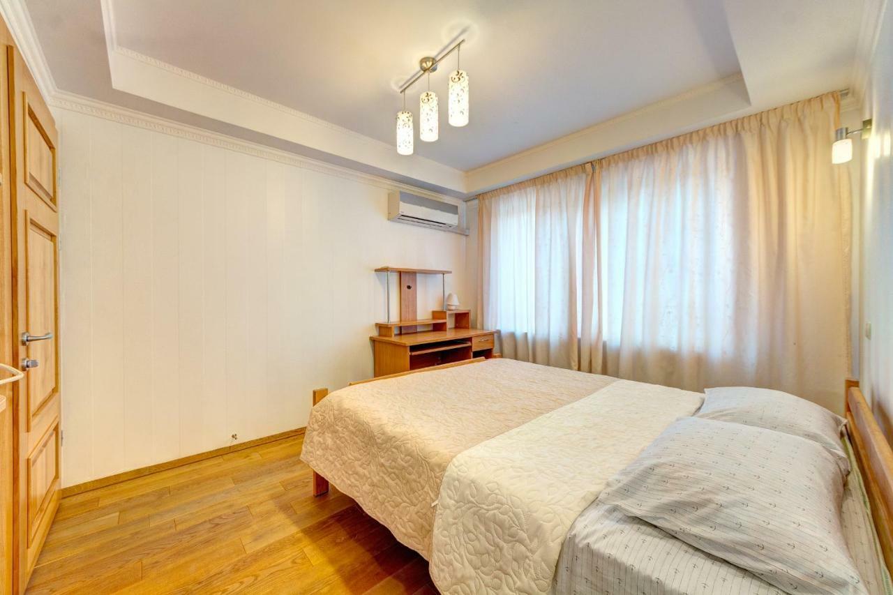 Apartments Near The Shopping Center Gulliver Kiev Ngoại thất bức ảnh