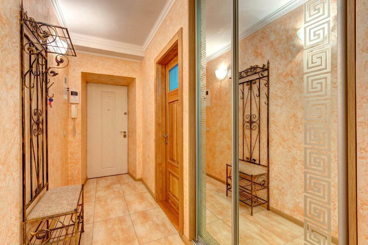 Apartments Near The Shopping Center Gulliver Kiev Ngoại thất bức ảnh